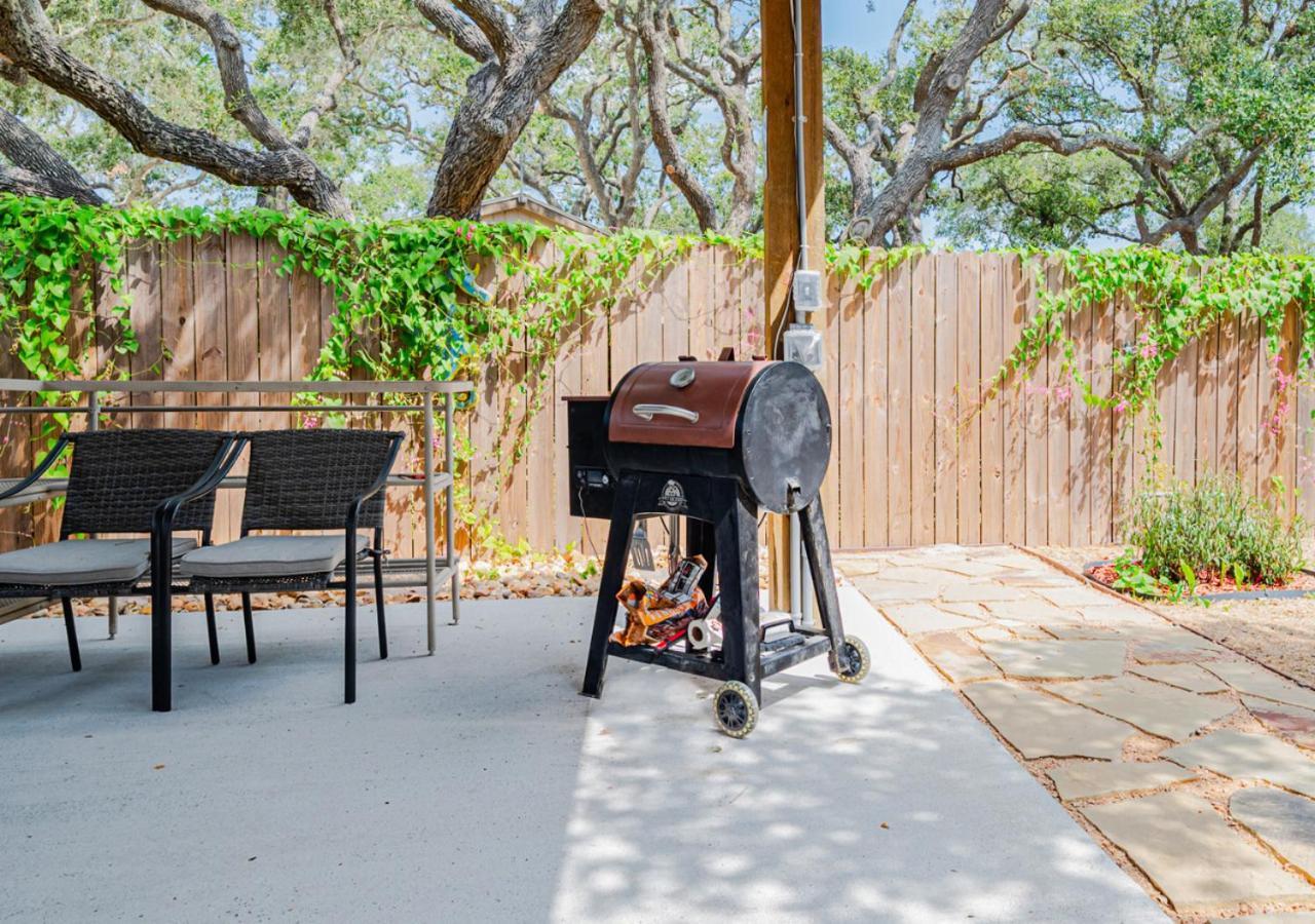Knot Bay Haven, Dog Friendly, Hot Tub, Fenced Yard, Patio And Grill, 3 Br Villa Rockport Kültér fotó